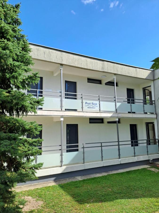Partside Balatonfuered Apartment Exterior photo